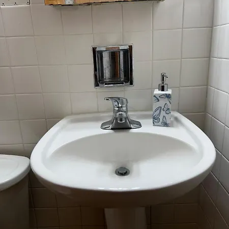 Townhouse In Rogers Park *