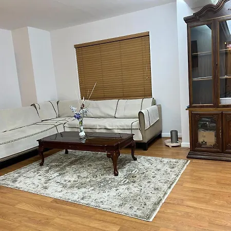 Townhouse In Rogers Park Holiday home Chicago