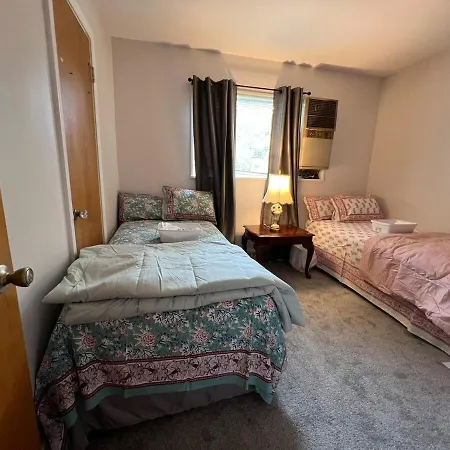 Townhouse In Rogers Park * Chicago