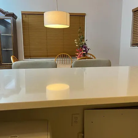Townhouse In Rogers Park Holiday home *