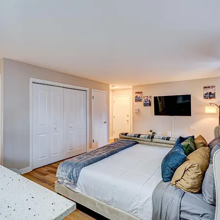 Luxury King Bed Remodeled * Chicago