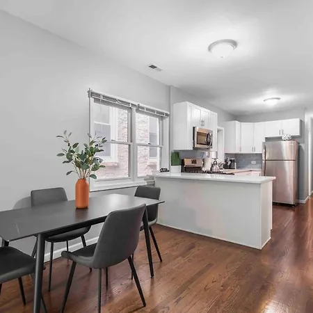 Apartment Pristine Paradise 3bd 2ba Free Parking *
