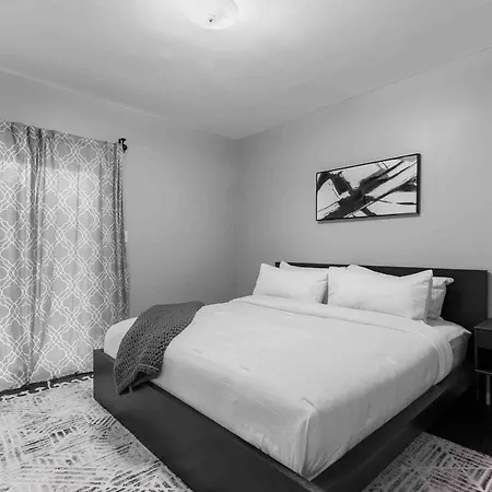 Apartment Pristine Paradise 3bd 2ba Free Parking *