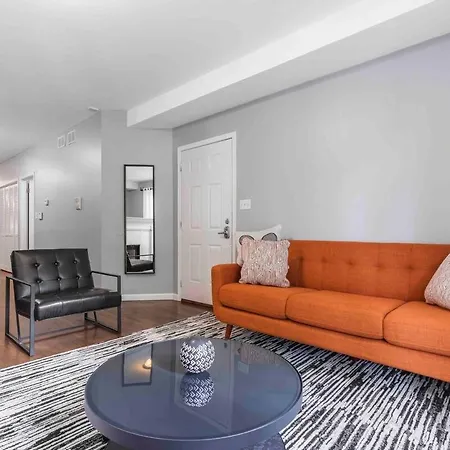 Apartment Pristine Paradise 3bd 2ba Free Parking *