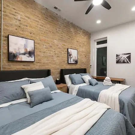 Wicker Park Luxe 2br 2ba Apartment
