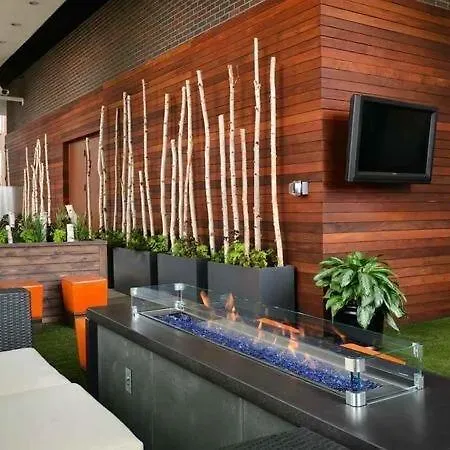 Apartment Iconic Style, Charming View