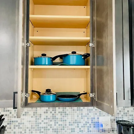 Cozy 3br With Parking Easy Access Shore Dr * Chicago