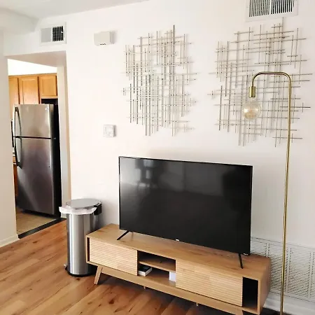 Spacious 3bd In A Prime Location Chicago
