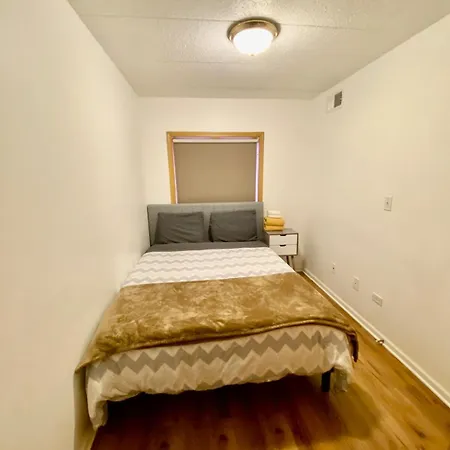 Spacious 3bd In A Prime Location Apartment Chicago