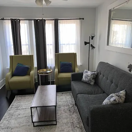 Apartment Amazing Location 3br Gem In Logan Square W Parking *