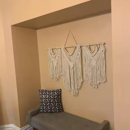 Luxurious Andersonville Oasis Apartment