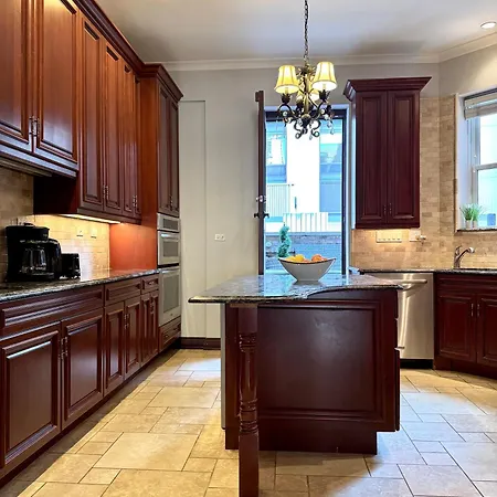 Spectacular Gilded Age 6 Bedroom Gold Coast Mansion With Deck Holiday home Chicago
