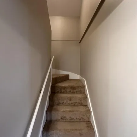 Charming 3Br Duplex Apartment Apartment *