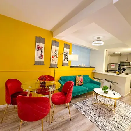 Japanese Themed 2br In Gold Coast For Up To 4 Guests * Chicago