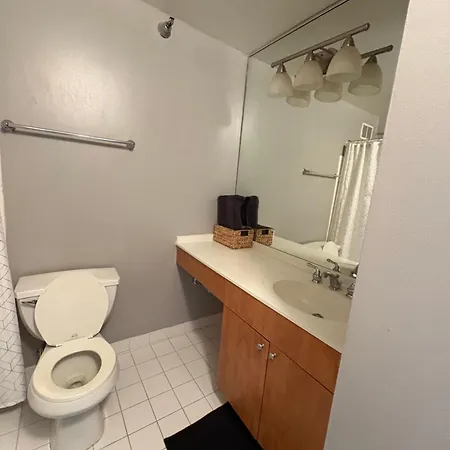474 Shore Drive Apartment *