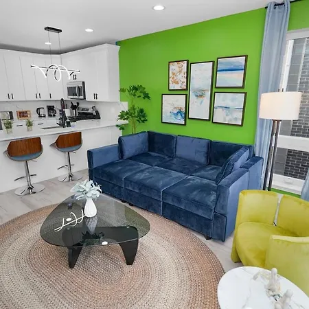 Pilsen Art Center Family Friendly 3br Retreat With Free Parking Near Medical District, Douglas Park And Illinois Chicago