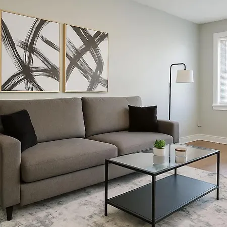 Modern 2br Haven In - Cullom C1 Chicago