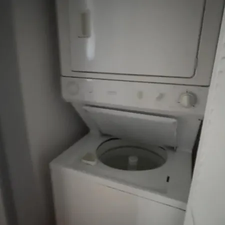 Guest house Ohare Airport Daily