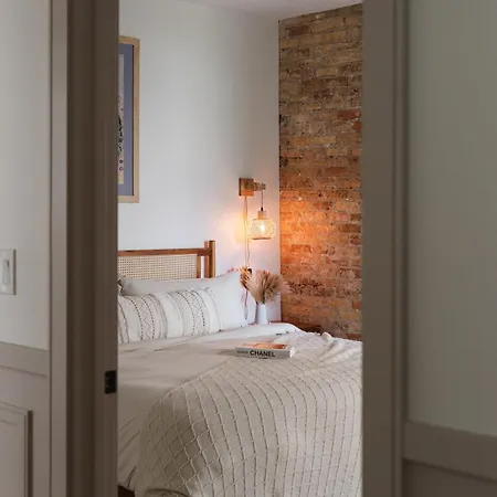 Ace Apartment