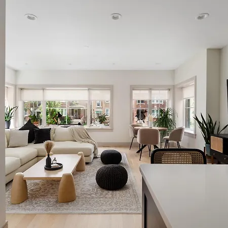 Ace Apartment