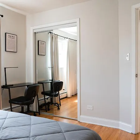 2br Near Ohare And Transit Newly Furnished Modern *