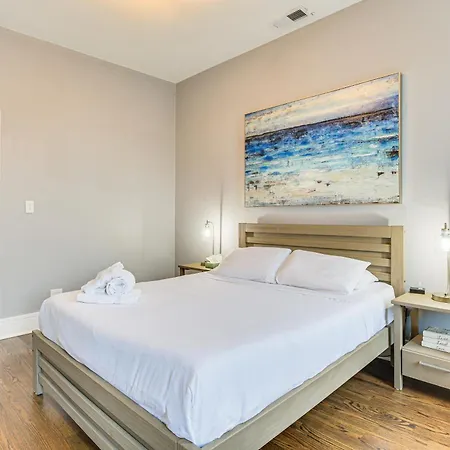 5 Mi To Dtwn: Ukrainian Village Apartment! * Chicago