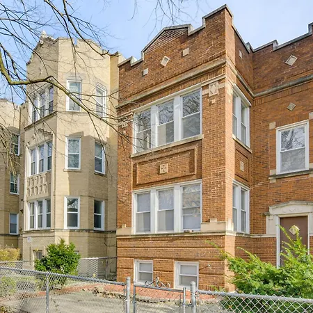 Walk To Devon Avenue & Warren Park: Apt! Apartment Chicago