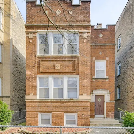 Apartment Walk To Devon Avenue & Warren Park: Apt! Chicago