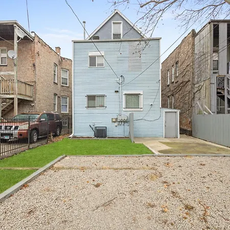 Apartment Newley Rehabbed Building With Two Private