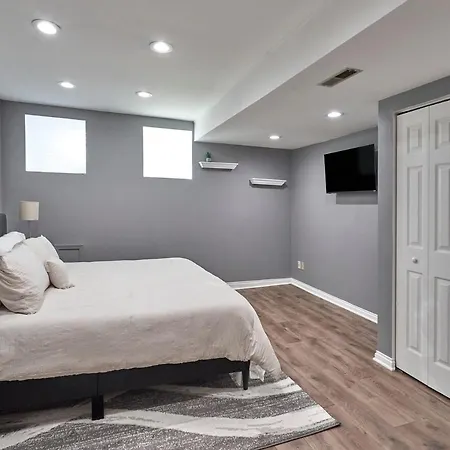 3bd 3ba Bronzeville Beauty Apartment *
