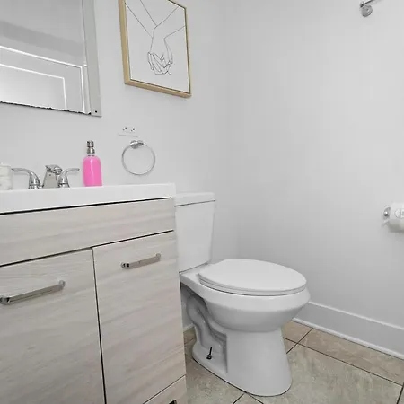 Spacious 420 Friendly 3br-2ba Near Mccormick And Museums Apartment *