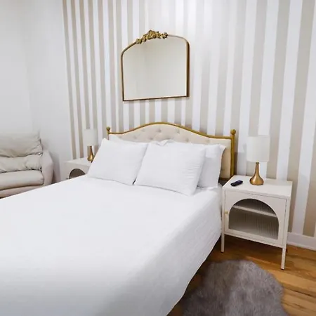Apartment Vogue Bucktown 4 Bd 2 Ba Chicago