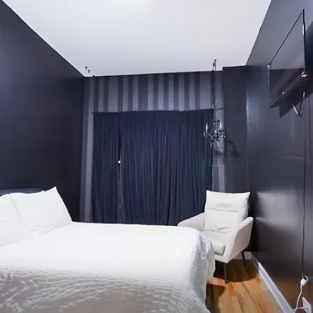 Vogue Bucktown 4 Bd 2 Ba Apartment Chicago