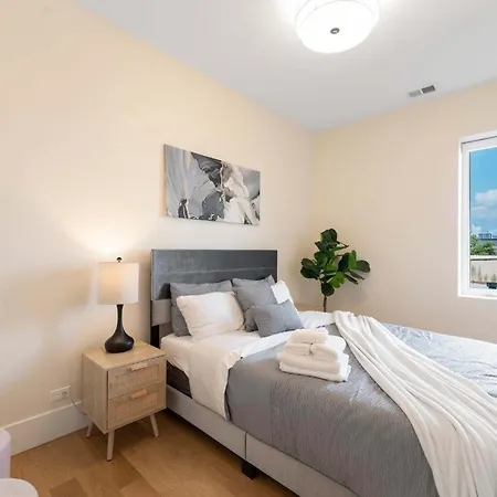 Apartment New 3bed 2bath With Parking By United Center Chicago