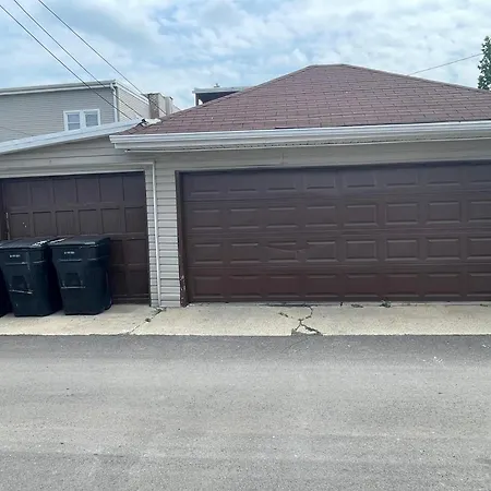Fully Furnished 2br Near Oak Park I Utilities Included I Car Available * Chicago