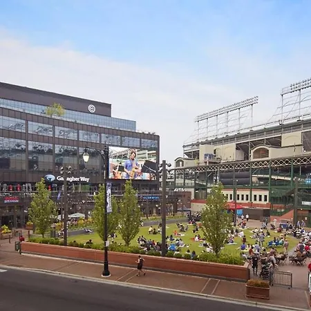 Prime Wrigley Spot Workspace *