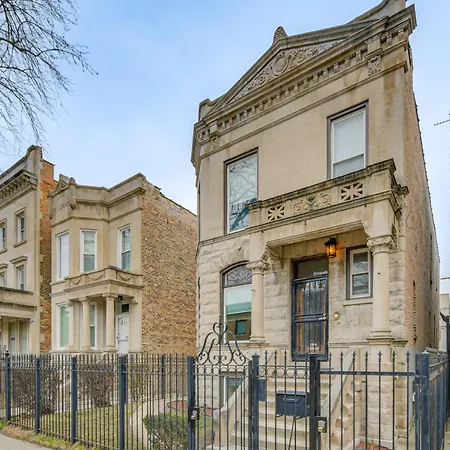 1 Mi To Of Urban Escape! Apartment