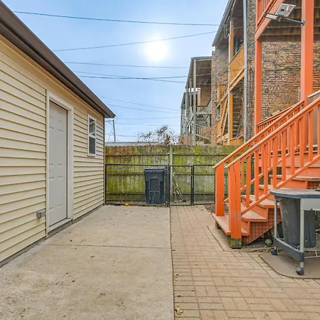 1 Mi To Of Urban Escape! Apartment *