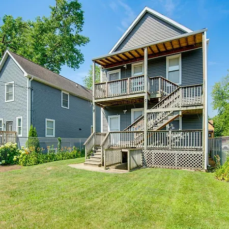 2 Mi To South Shore Unit With Balcony And Yard! Apartment *