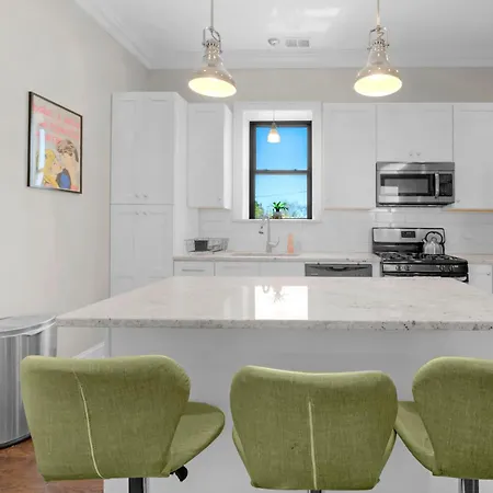 Modern, Spacious 3br Minutes To Downtown!