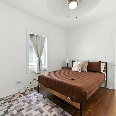 Heavenly Abode Villa Chicago
