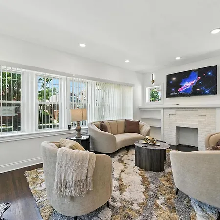 Villa Heavenly Abode Chicago