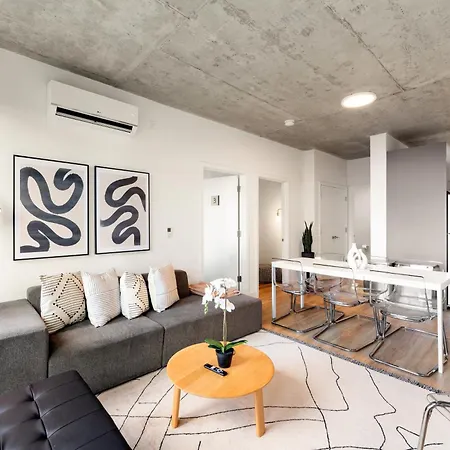Hotel 4br Corporate And Modern