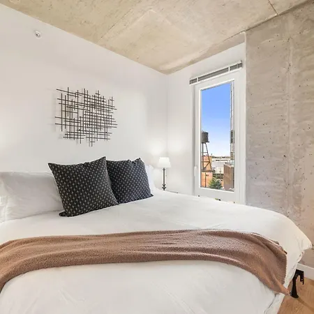 Hotel Elegant 3br Prime Location Chicago
