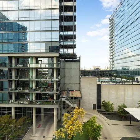 4br Corporate And Modern Chicago