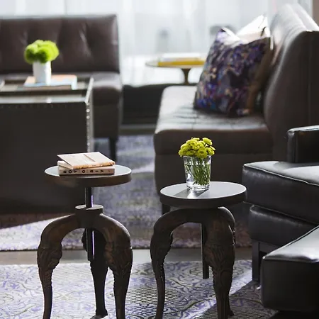 Staypineapple, An Iconic Hotel, The Loop Hotel Chicago