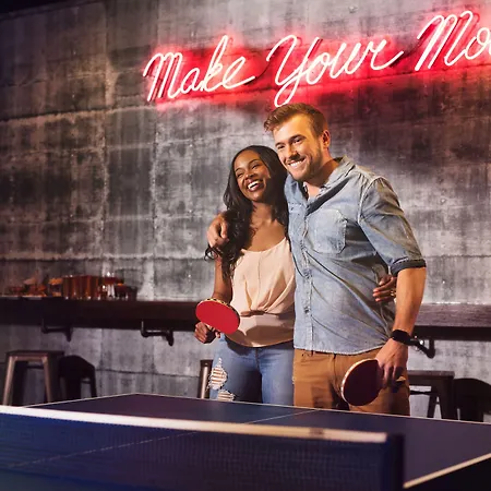 Hotel Aloft By Marriott Downtown River North 3*