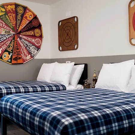 The Collection River North Hotel 3*