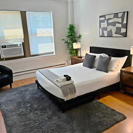 Apartment Cozy And Roomy 2br In - Lsalle 1802