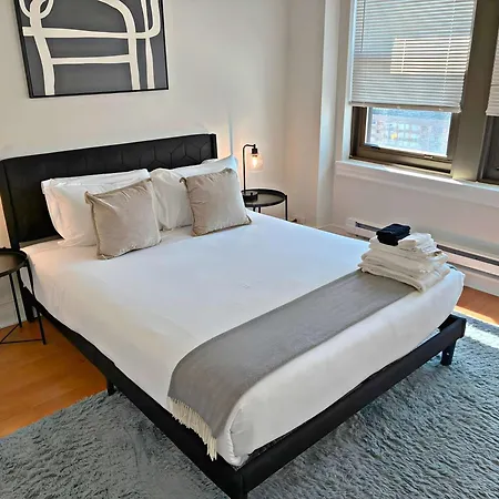 Cozy And Roomy 2br In - Lsalle 1802 Apartment *
